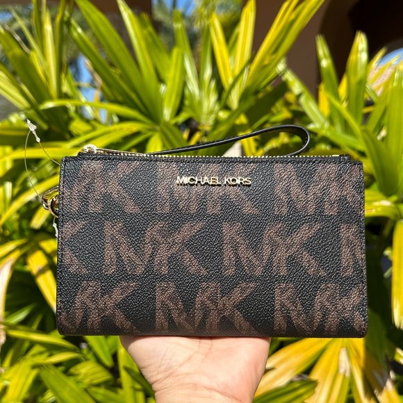 Michael Kors Jet Set Travel Large Double Zip Wallet MK Graphic Logo Brown Black - Picture 1 of 10